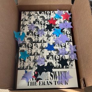TAYLOR SWIFT VIP BOX (LOS ANGELES)